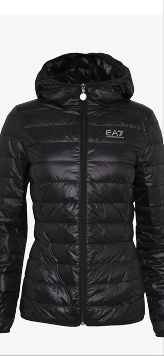 Яке emporio armani