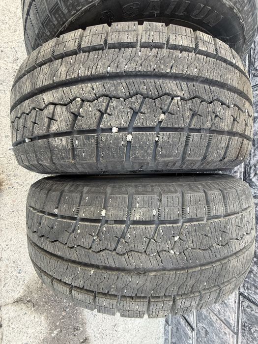 Продам шины 1дин сезен ездили