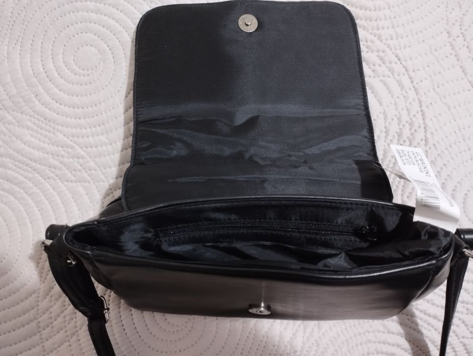 Официална дамска чанта.