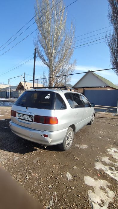 Тайота ипсум автомат