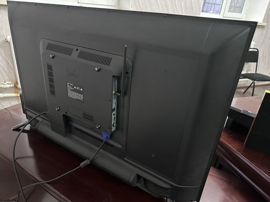 Продам бу телевизор  состояние хорошие