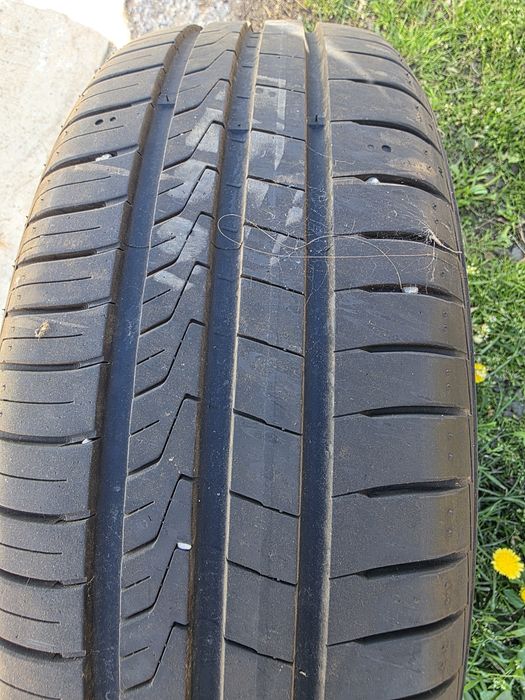HANKOOK  185/60/R14 82T 4 buc. Vara
185/60R14T 82T K435 KINERGY ECO 2
Sezon: VARA
Indice viteza: T
Eficienta suprafete umede: A
Eficienta consum combu