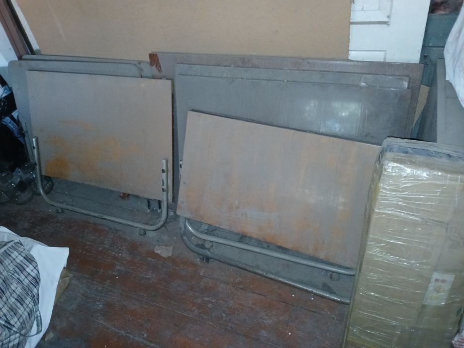 продам железные кровати