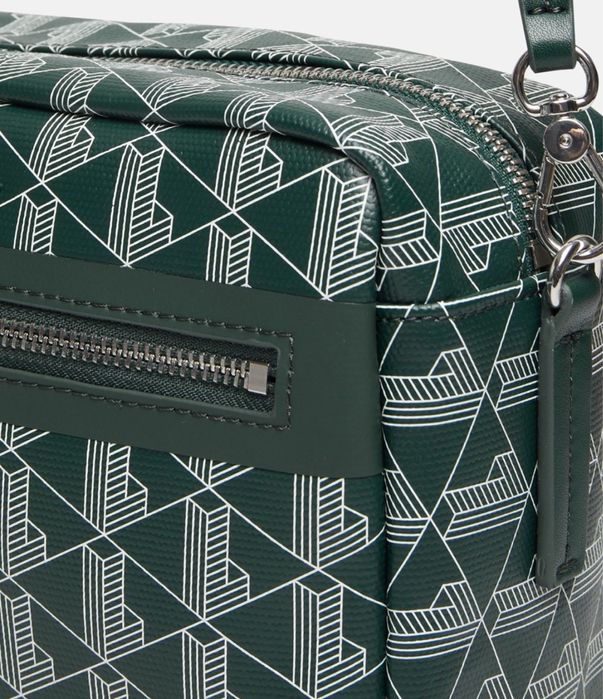 Чантичка Lacoste ОРИГИНАЛНА с етикет