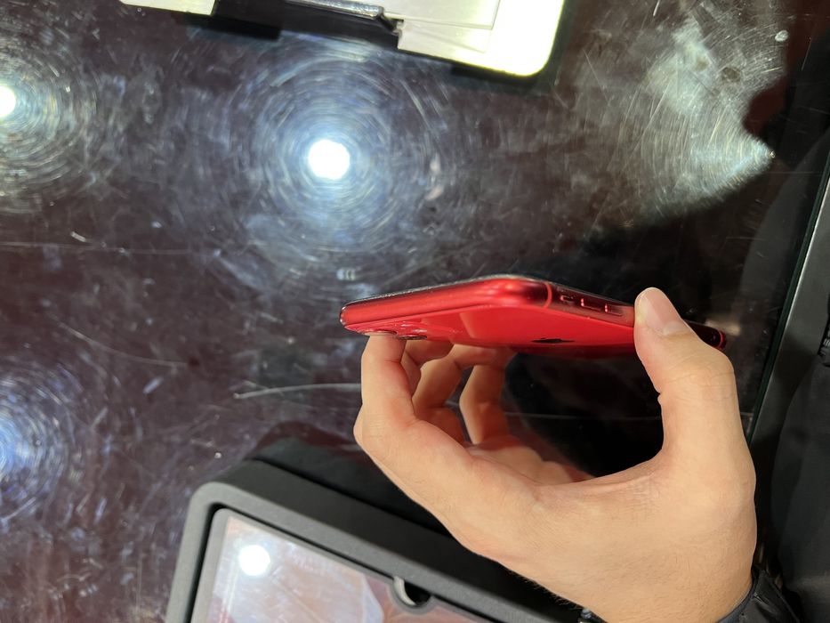Айфон 11 red 64 gb