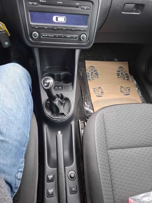 SKODA Fabia 2012 1.2TDi 75 CP E5 5 usi AC, recent adusa Olanda