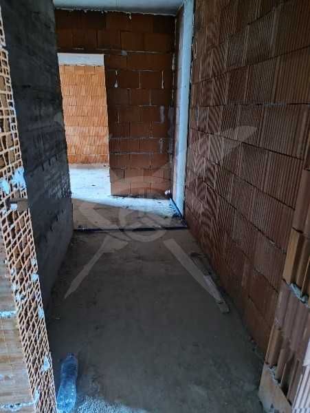 Продава се Едностаен апартамент в Пловдив, Южен - 40 кв.м за 1005 €/кв.м - Снимка #1