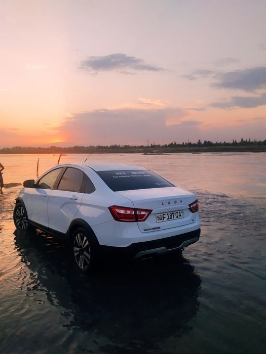 Веста кросс 2019