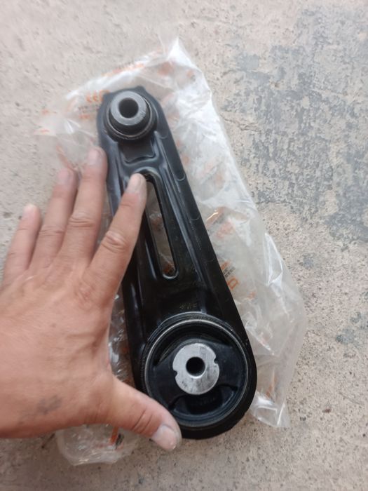 Падушка маторға Ниссан тоиота