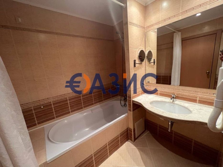 Продава се Двустаен апартамент в к.к. Слънчев бряг - 89 кв.м за 1051 €/кв.м - Снимка #11