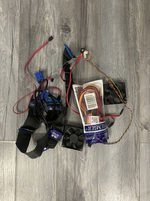 Кабели и тд для компьютера