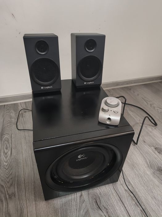 Vând Urgent Sistem Logitech Z-2300