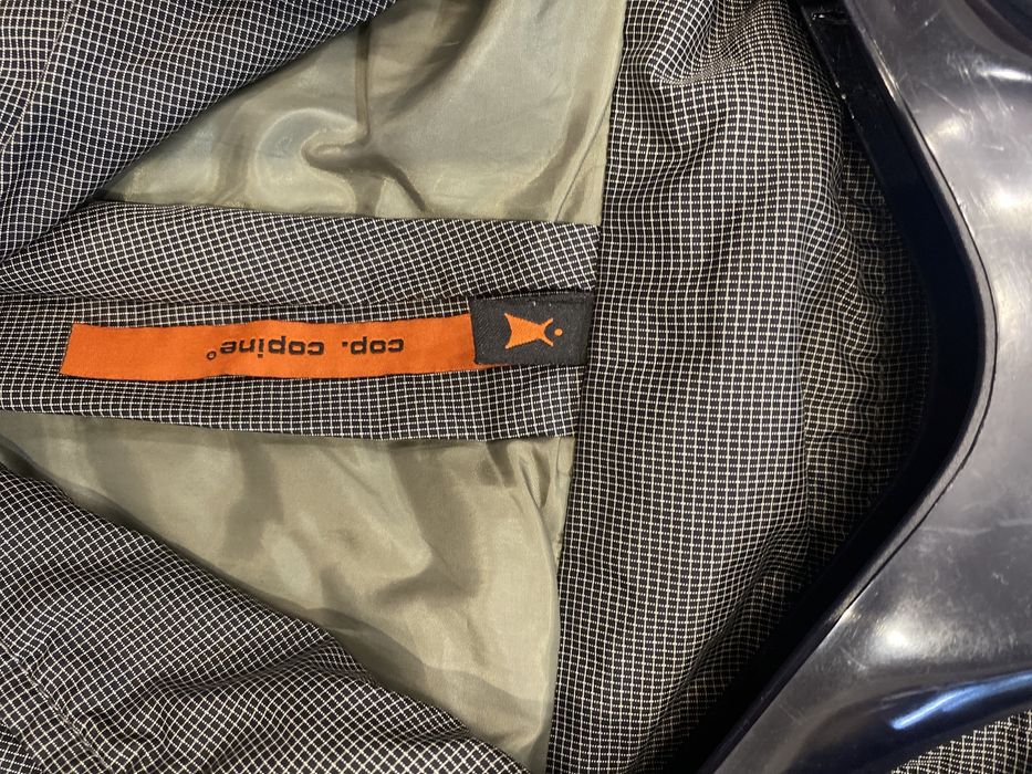 Куртки для девушки 44 размера.