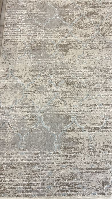Продам Ковер напольный 175×250 см