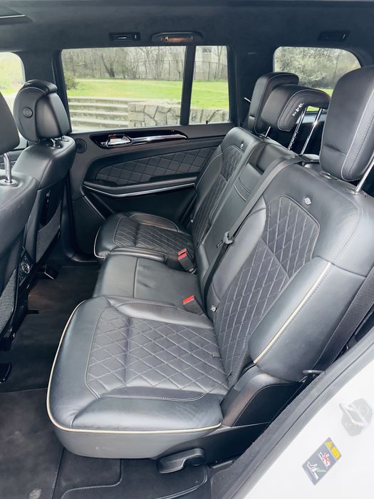 Mercedes-Benz GL 550