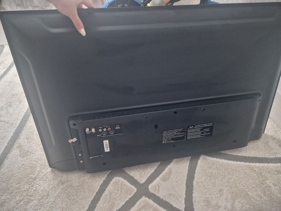 Продам телевизор