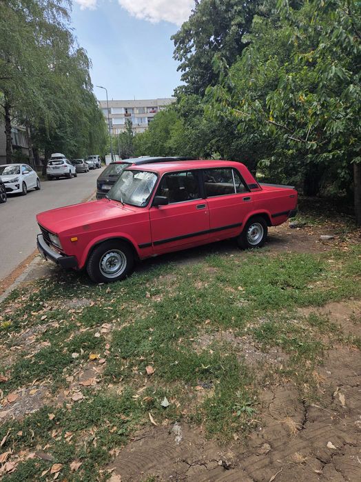 Prodavam lada 2105 za 1500evro. Тел 0896855581