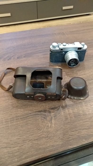 Стар лентов фотоапарат ФЕД