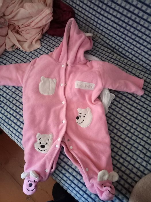 Продам костюмчик розовый