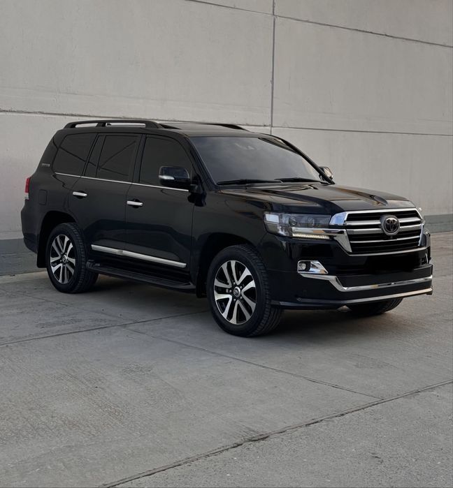 Toyota Land Cruiser 200