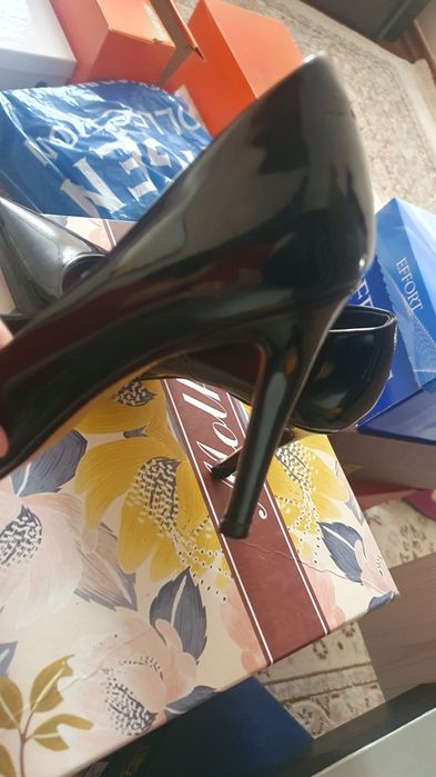 Киінген Аяк киімдер