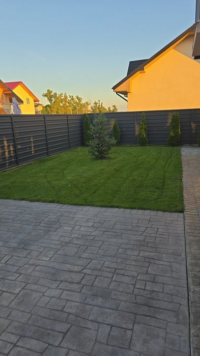 Amenajare/tuns/intretinere spatiu verde