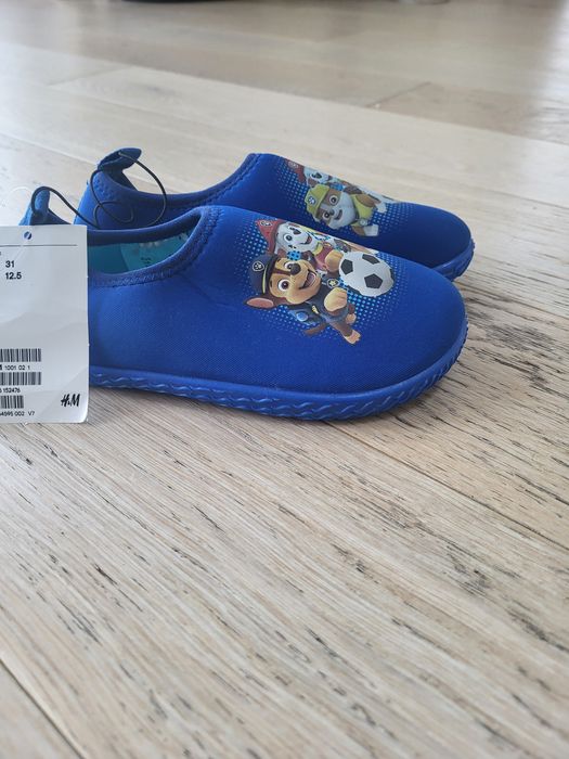 Papuci apa NOI, H&M