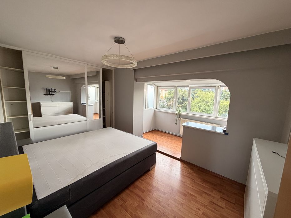 Apartament de vazare 3 camere