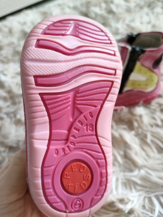 Продаю ботиночки