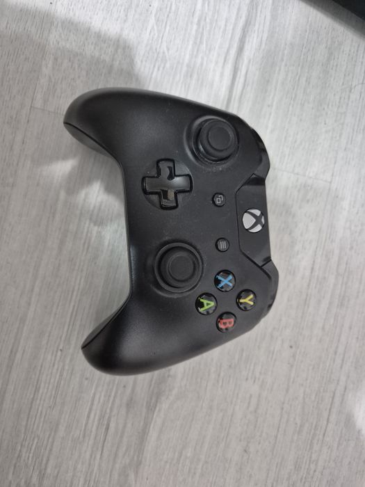 Xbox one 500 gb memorie