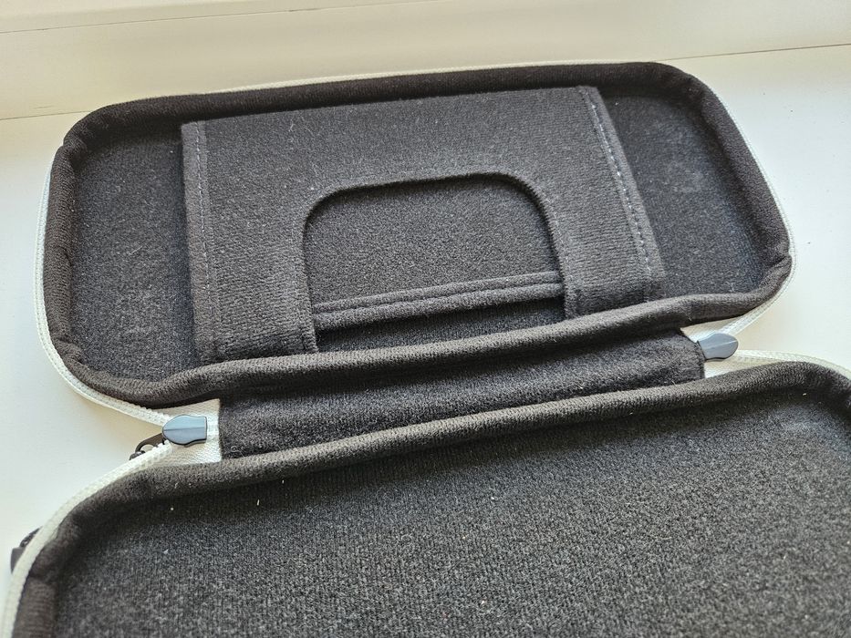 Чехол на Nintendo Switch OLED