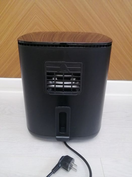 Аэрогриль Midea MAF-1065, 6.5 л, 10 автопрограмм, мультиповар