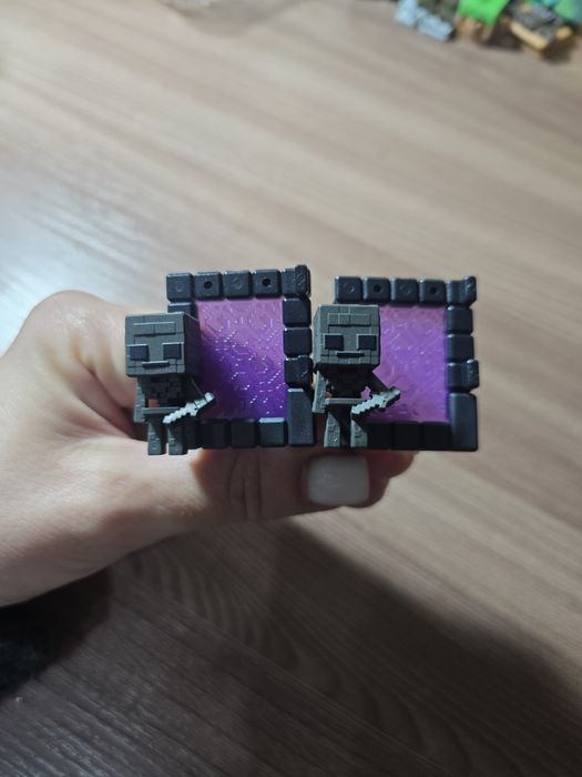 Фигурки киндер майкрафт