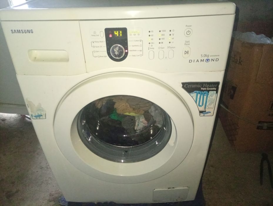 Vând  mașină de spălat