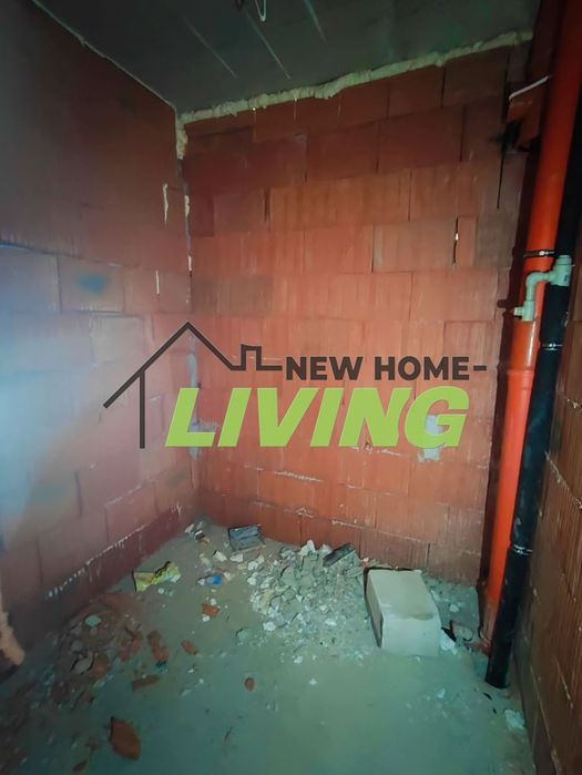 Продава се Двустаен апартамент в Пловдив, Христо Смирненски - 64 кв.м за 1350 €/кв.м - Снимка #2