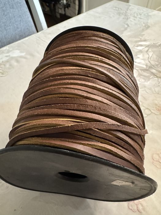 Кожаный шнурок 200 метров