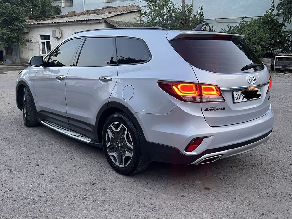 Hyundai Grand SantaFe Limited 2017