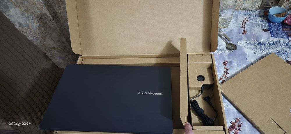 Продам асус вивобук