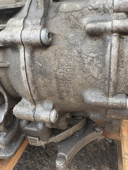 Скоростна кутия с раздатката Mercedes W204 C300 4matic OM272