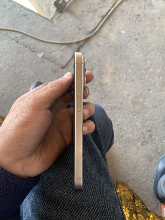 Iphone 15 pro 256 gb 2 sim kartali yomkst 80%telefon idyal holatda