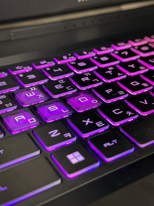 Игровой ноутбук MSI KATANA 17