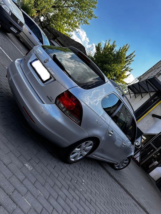 VOLKSWAGEN Golf 2010 — imagine 4