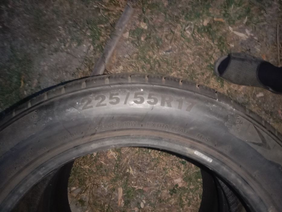 Продам два балона зима