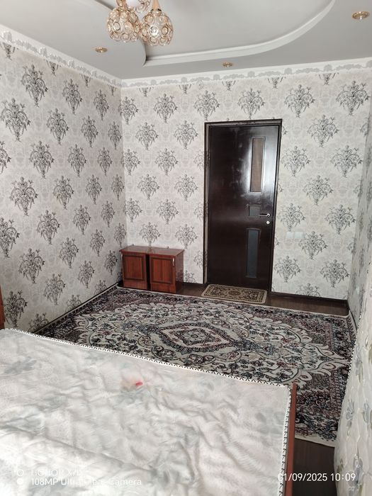 Guliston shahar 6 mavzeda ijaraga 2 xonali  uy beriladi