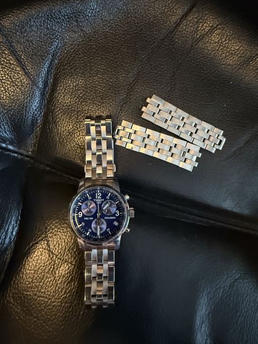 Продам оригинальные Tissot prc200 chronograph
