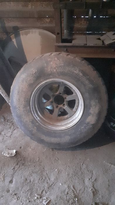 Продам колесо с титанком