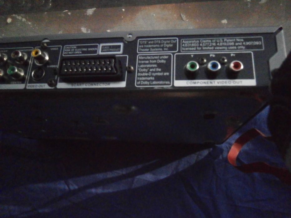 Видео Плеър,Американски,"CROWN"