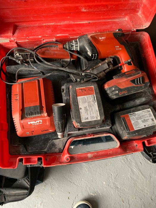 Машина Винтоверт Hilti