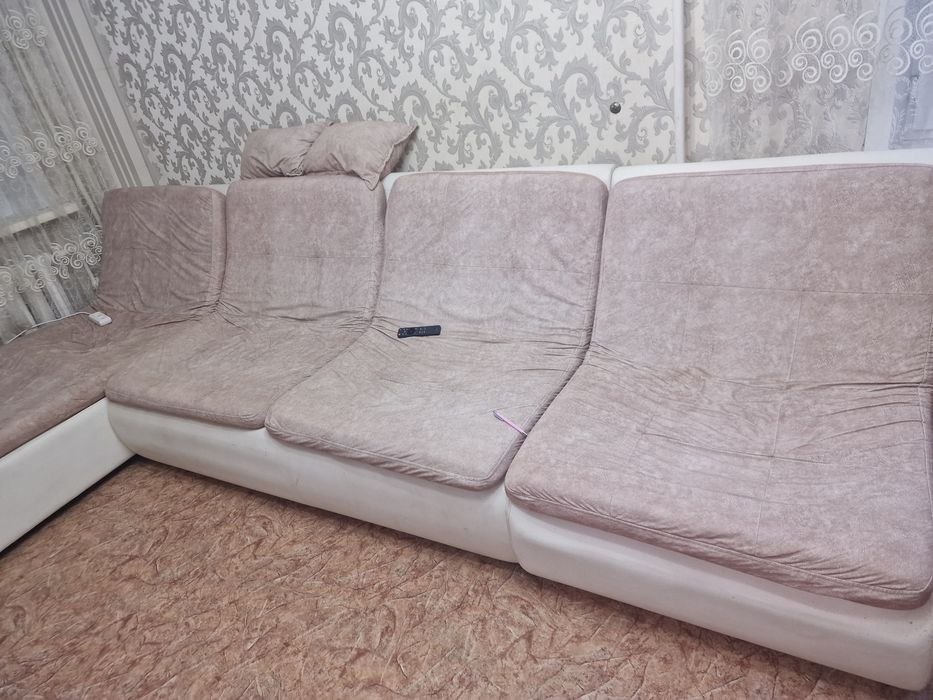 Продам диван хороший