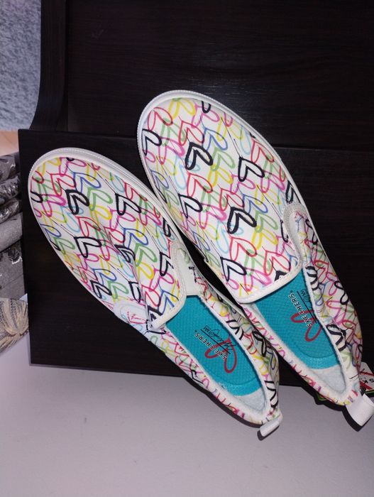 Skechers, teniși Drippin Love, femei, mărimea 41, noi, cu eticheta, preț 250 ron
